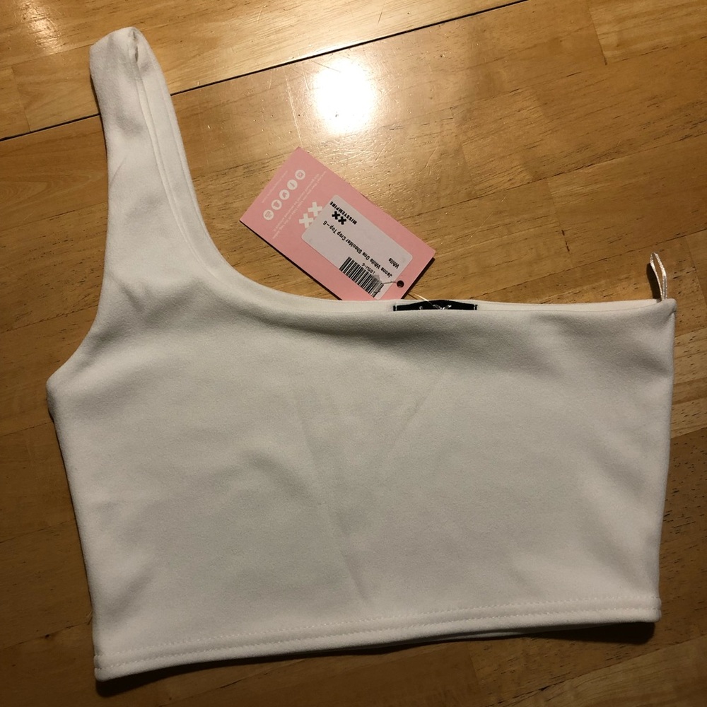 NWT Missguided one shoulder top